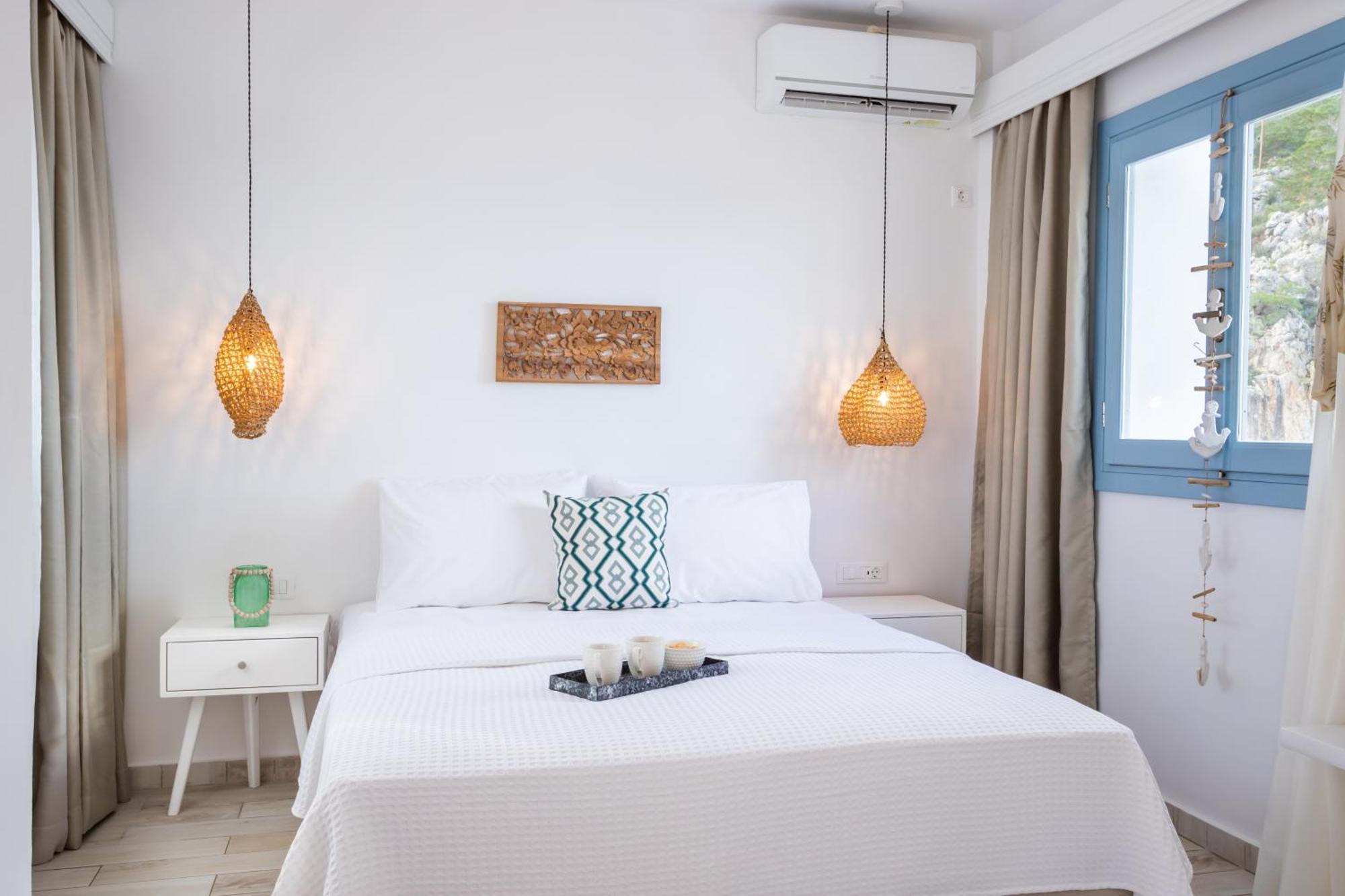 Yploui Suites Karpathos Town  Exterior photo